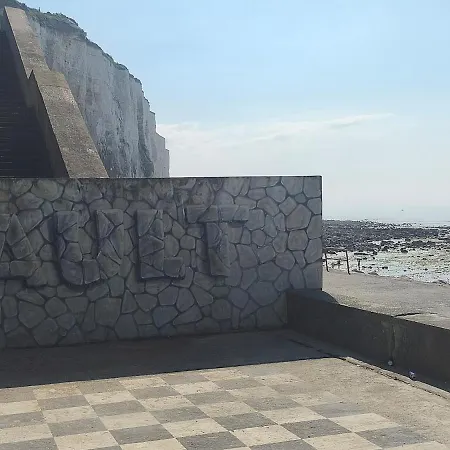 L'echappee Sauge Et Sable, A 2 Pas De La *